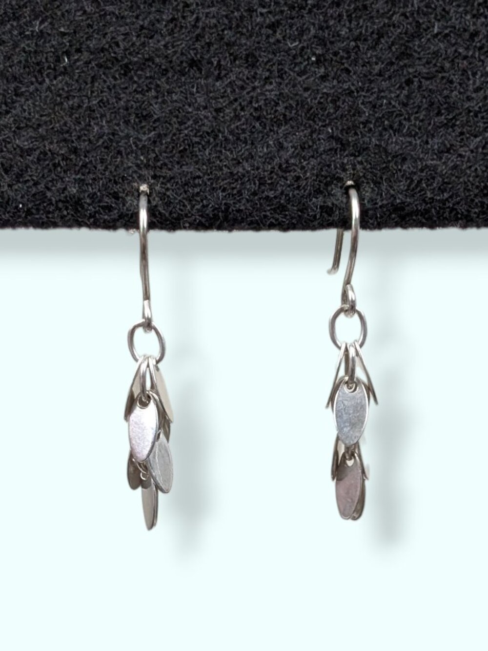 (2/$20) V. Dangling Silver Oval Cluster Earrings